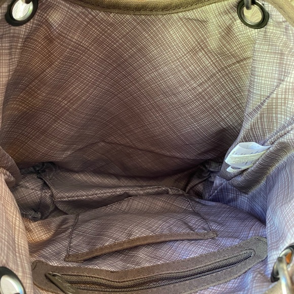 Set of 2 Thirty-One purses. - Picture 5 of 5